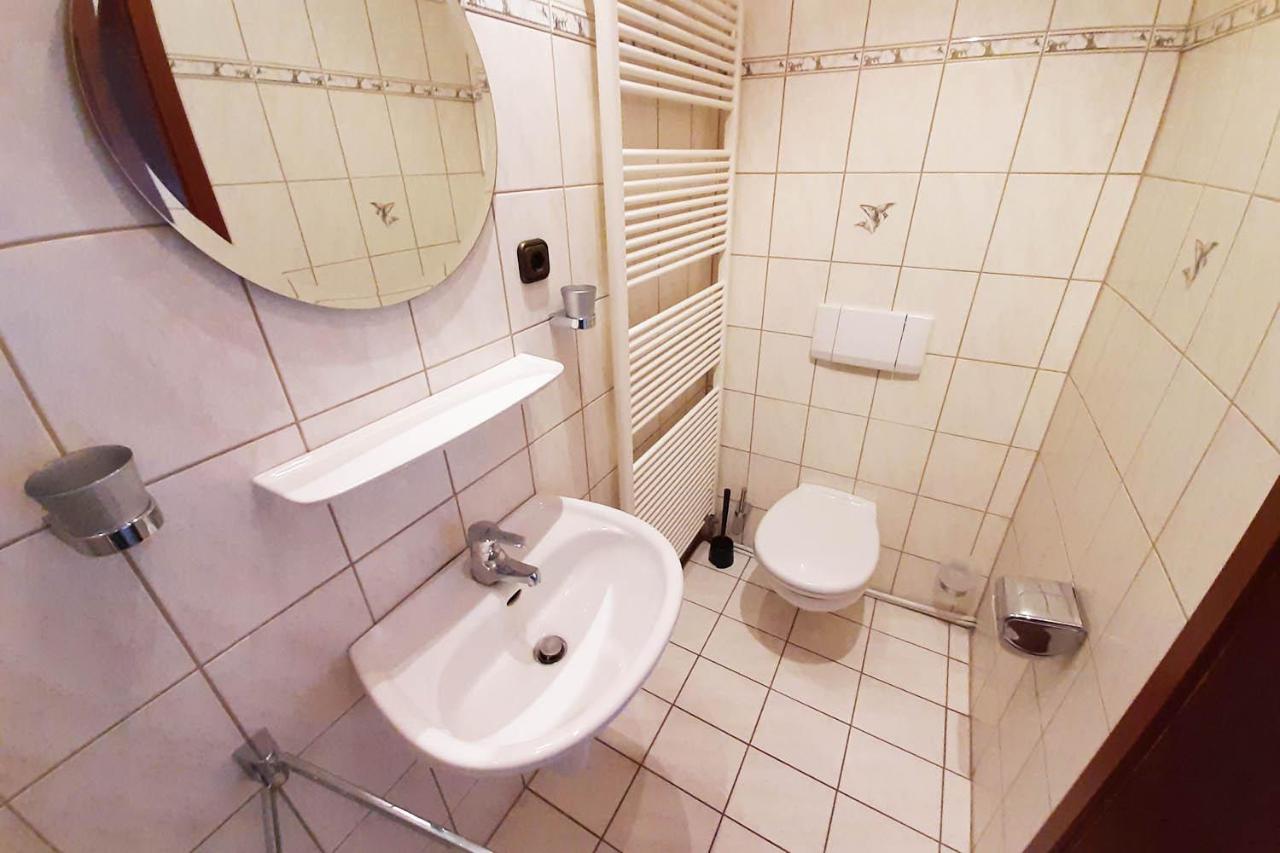 Work & Stay Apartments In Hoenningen Honningen  エクステリア 写真